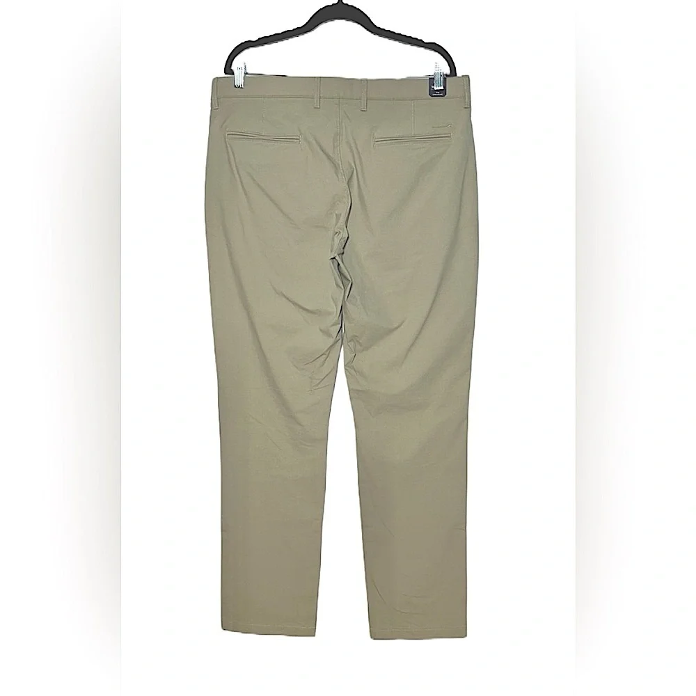 NWT J. Crew: 770™ Straight-fit Tech Pant For Men in Khaki, Size W36 X L32